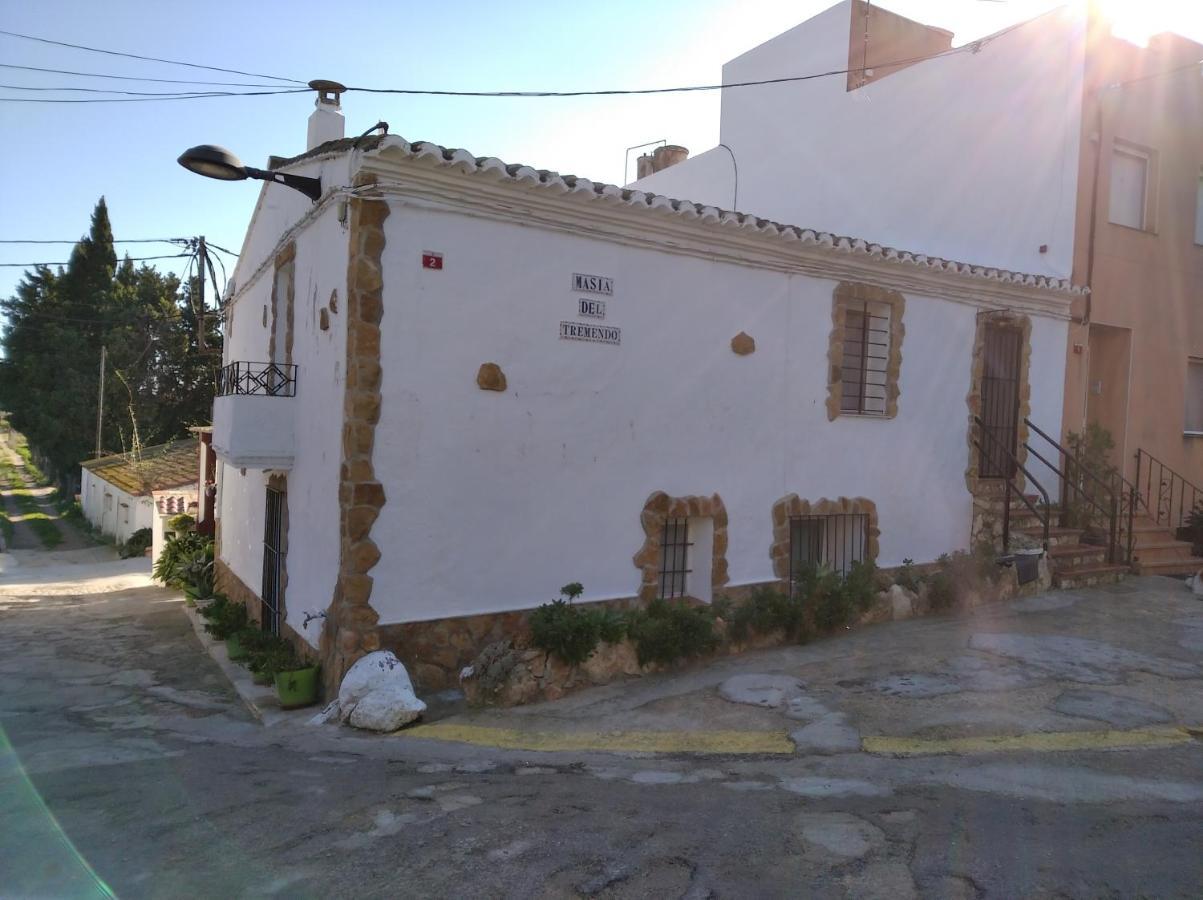 Casa Rural Complex Masia Del Tremendo Y Agroturismo Camarles Esterno foto