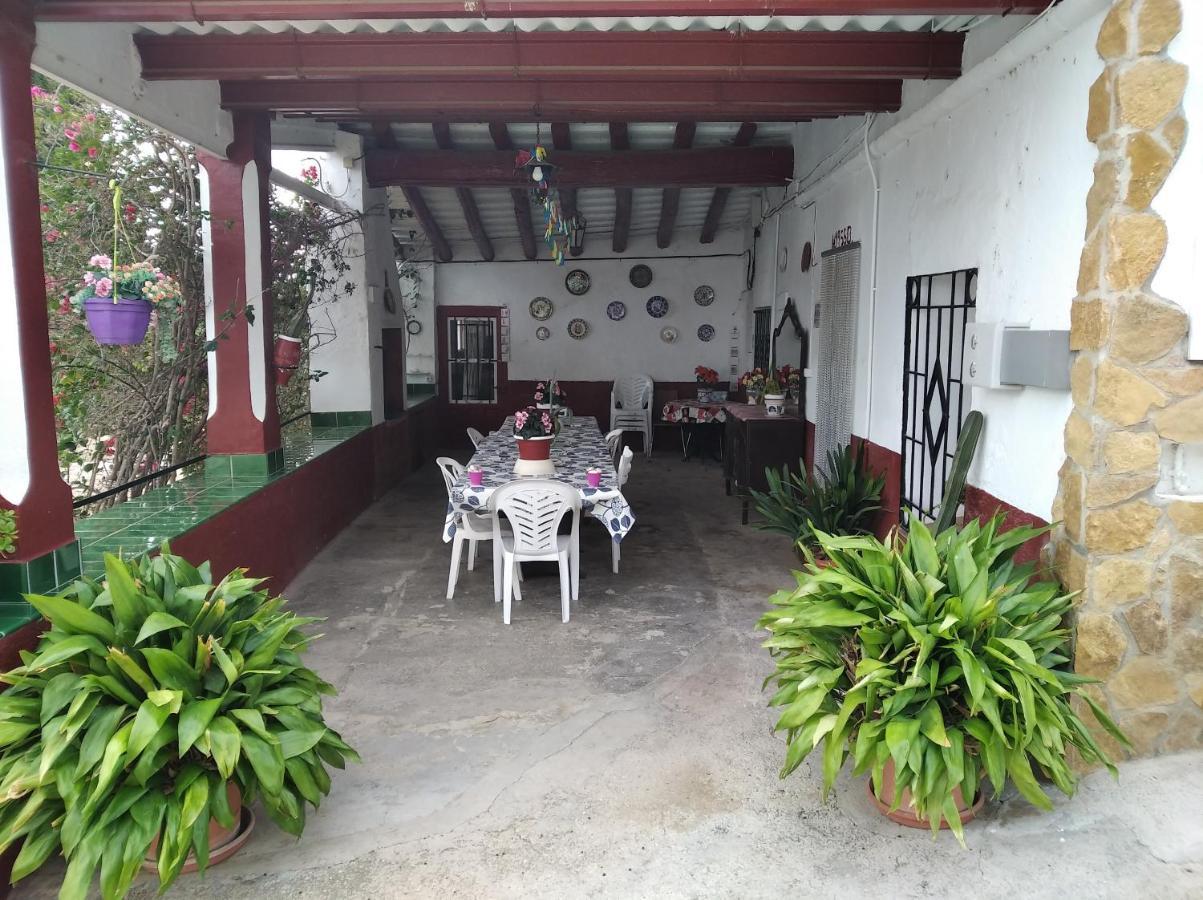 Casa Rural Complex Masia Del Tremendo Y Agroturismo Camarles Esterno foto